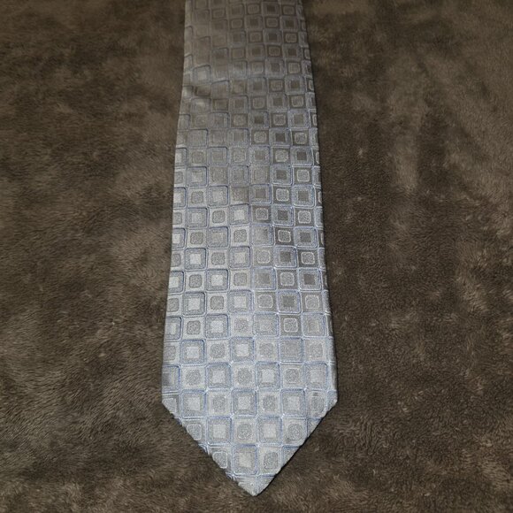 Michael Kors 100% Silk Tie Gray Silver Geometric Print Modern Necktie - Picture 9 of 11
